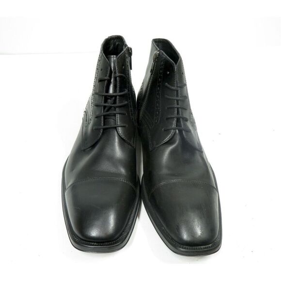 Johnston & Murphy XC Flex Connelly Chukka Boots Brogue Cap Toe Laces Men 8 EUC - Picture 2 of 9